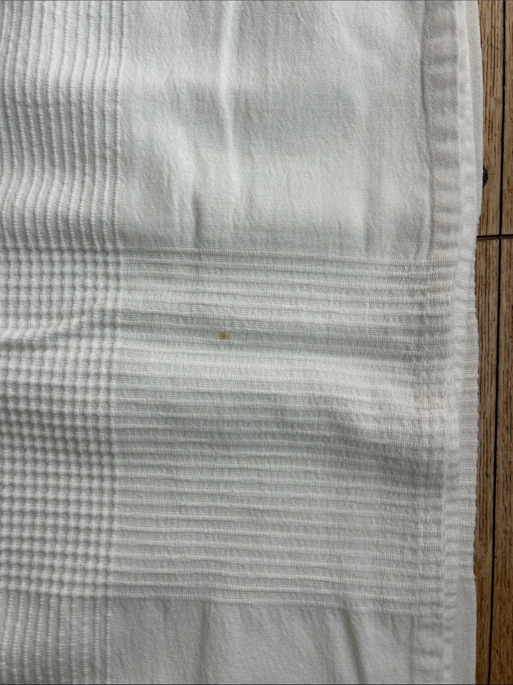 IKEA INDIRA White Textured Bedspread - Lightweight Waffle Weave king/queen